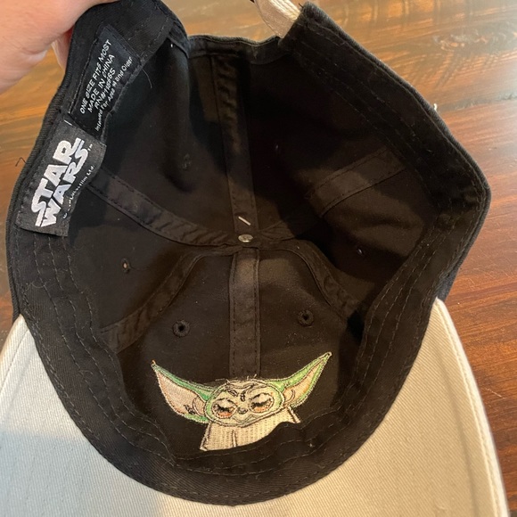 Disney Star Wars Men Mandalorian Baby Yoda Grogu Hat Baseball Cap Adjustable NWT - Picture 5 of 7